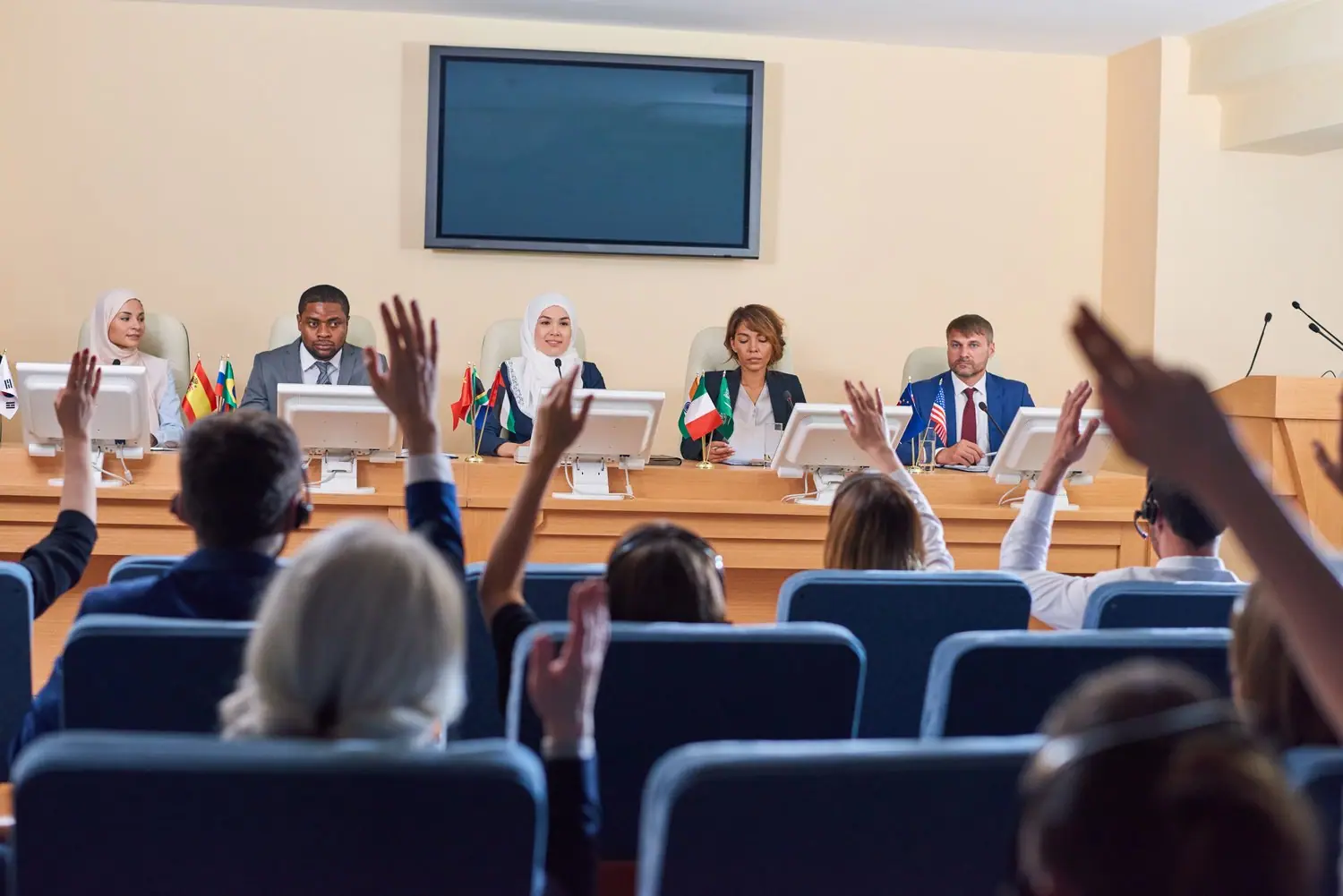 Administracja terenowa: Reformy i optymalizacja struktur