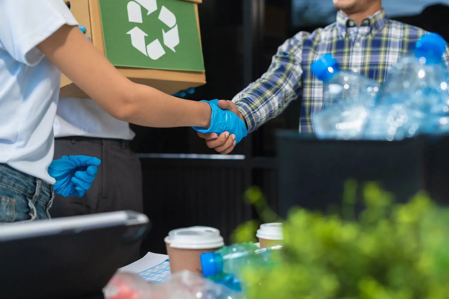 Przedsiębiorczość w przemyśle recyclingowym: Modele i wsparcie (2025-06-18)